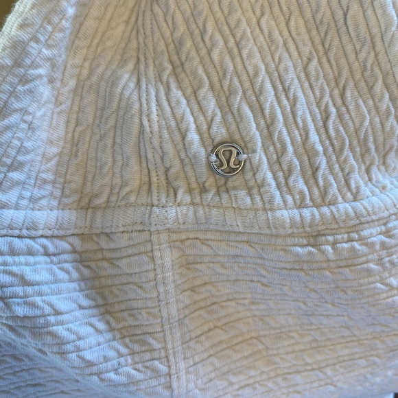 Lululemon retreat yourself pullover - Picture 5 of 6